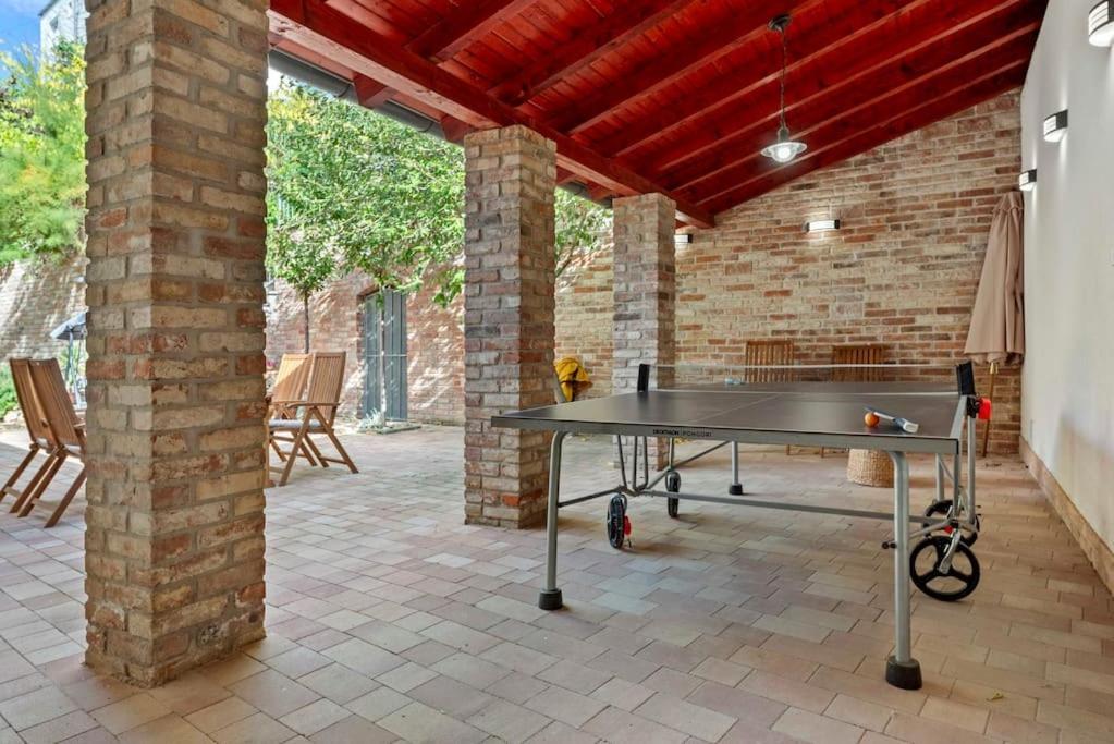 Mandula Apartman Печ Экстерьер фото
